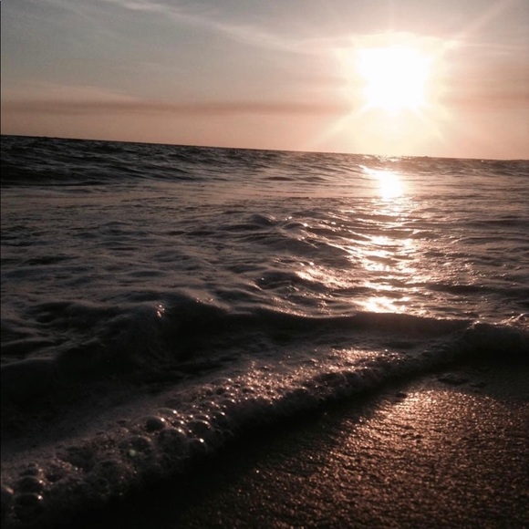 Closet Clearance,it’s got to go! - Picture 3 of 3